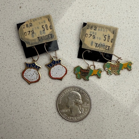 Vintage Archie Bunker for President Earrings All in the Family Gold Tone 1970s - Picture 10 of 10